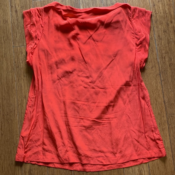 EUC Banana Republic red silk top XL - Picture 4 of 4